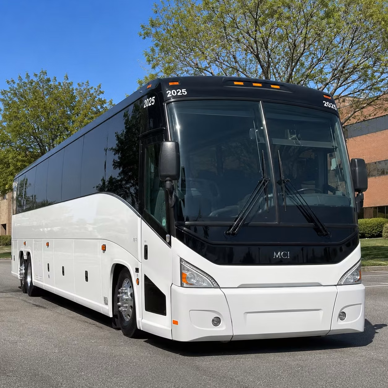 airport transfers and long distance church group travel from olathe