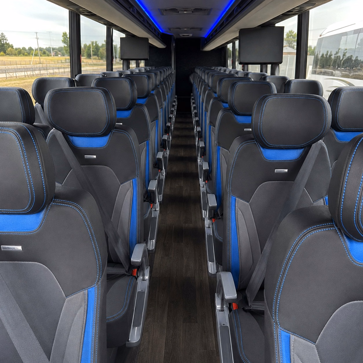 charter bus rentals in olathe for large prom groups and school organized transportation