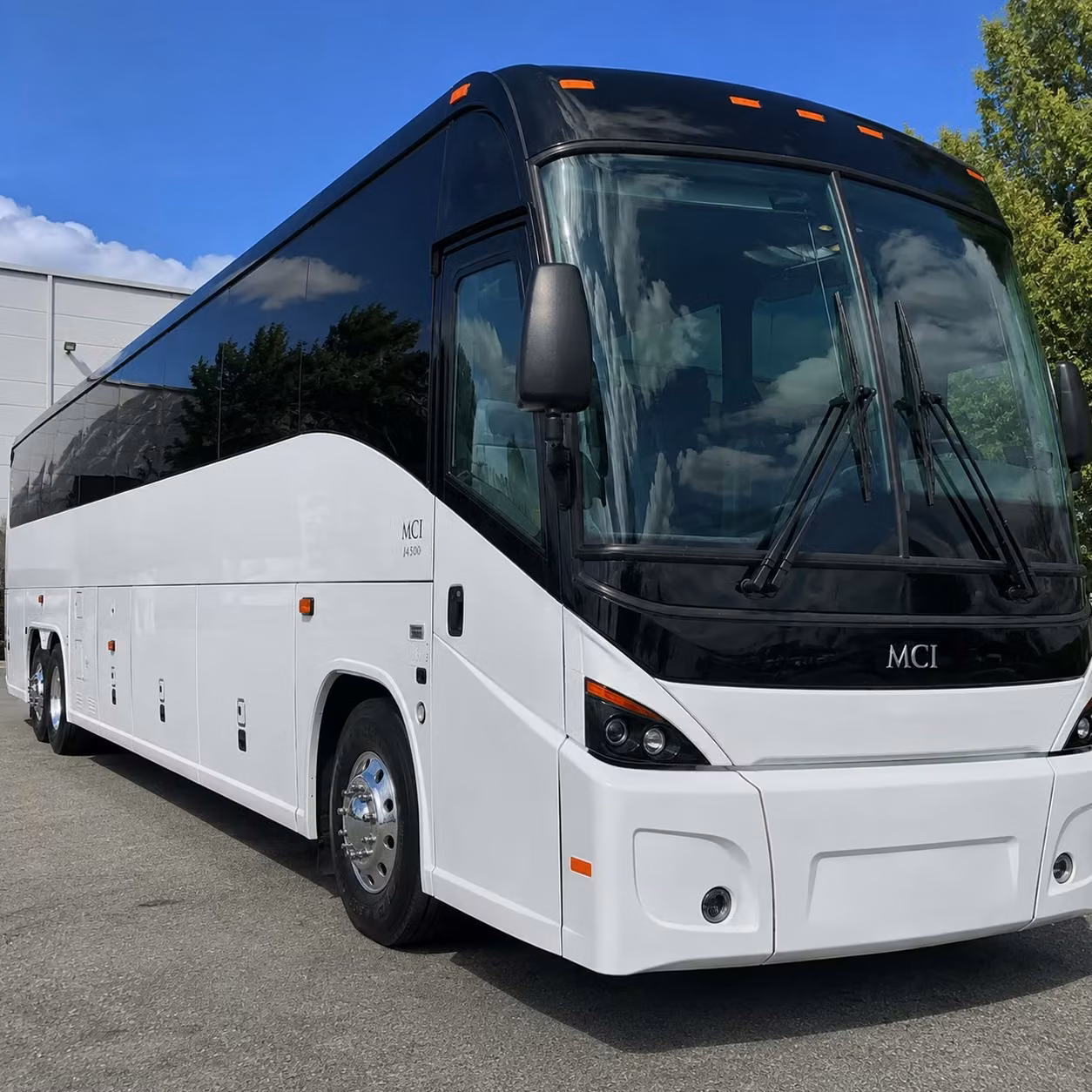 we make corporate airport shuttles simple for olathe businesses